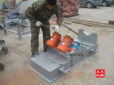 塑料顆粒直線振動篩 塑料顆粒直線振動篩